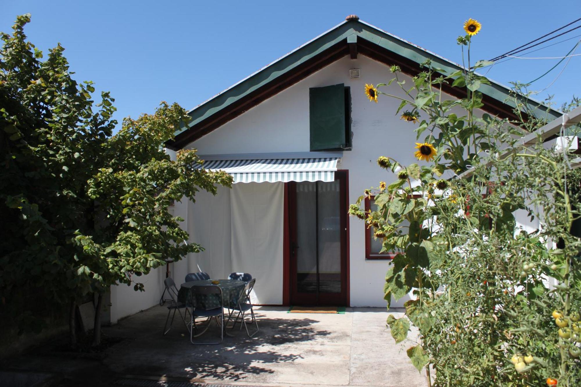 Boulevard Garden House - Free And Save Parking In The Locked Yard Ćuprija Zimmer foto